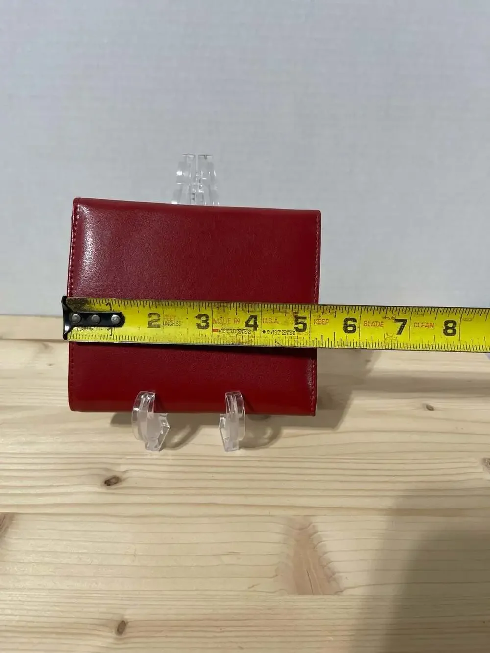 Dopp trifold wallet